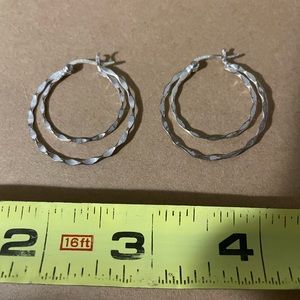Wavy textured 925 silver earrings